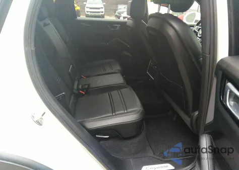 2020 Porsche Cayenne z USA, uszkodzony, nr VIN WP1AA2AYXLDA02626